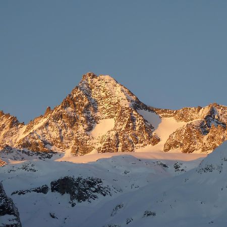 ホテルAlpengasthof Lucknerhaus Kals-am Großglockner エクステリア 写真