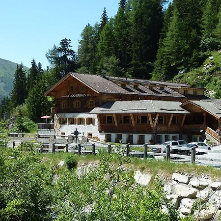 ホテルAlpengasthof Lucknerhaus Kals-am Großglockner エクステリア 写真