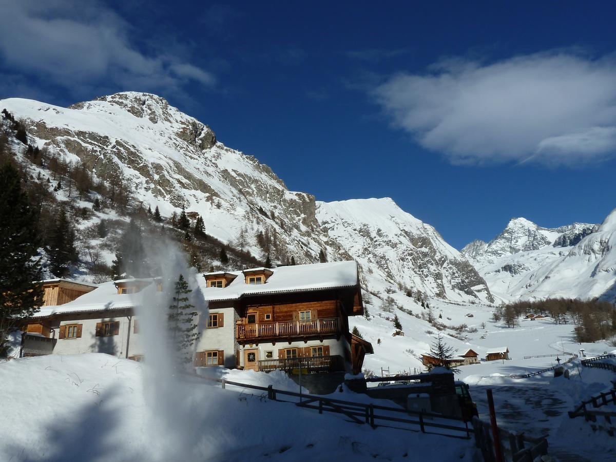 ホテルAlpengasthof Lucknerhaus Kals-am Großglockner エクステリア 写真